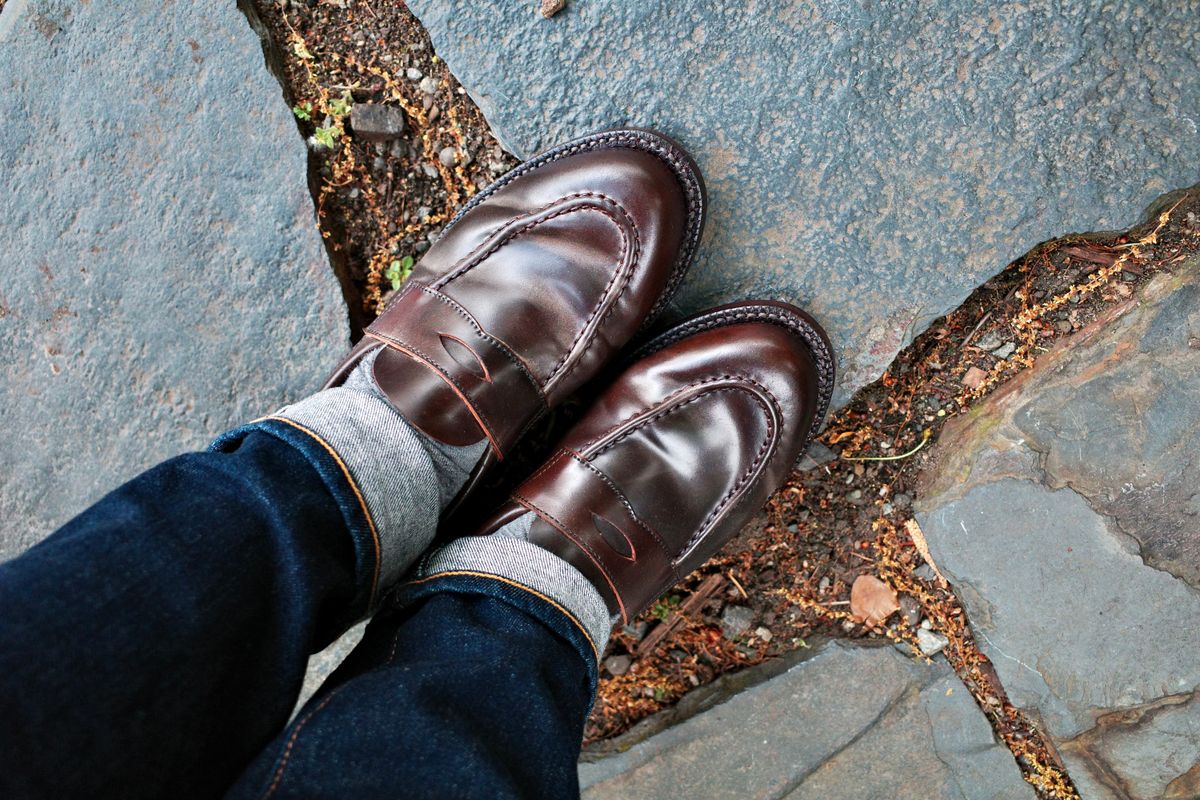 Photo by jct on May 14, 2026 of the Grant Stone Traveler Penny in Horween Maduro Shell Cordovan.