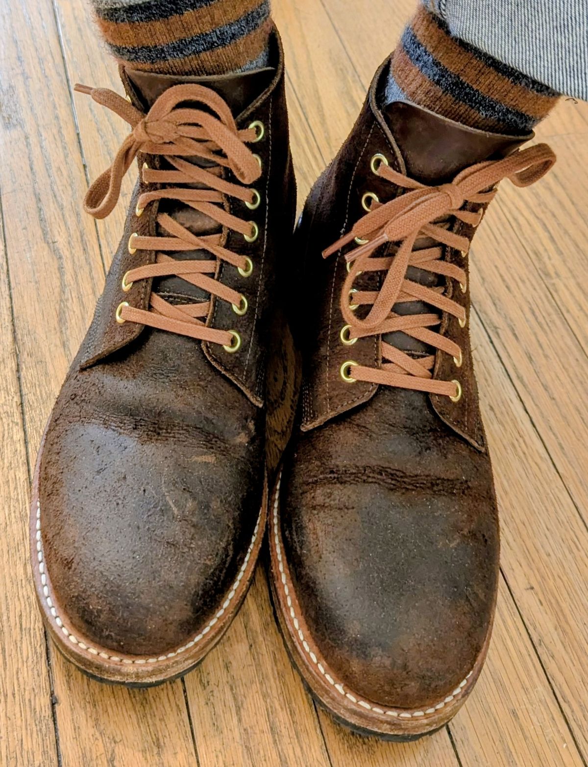 Photo by pilechko on May 13, 2026 of the Oak Street Bootmakers Field Boot in C.F. Stead Snuff Waxy Mohawk.