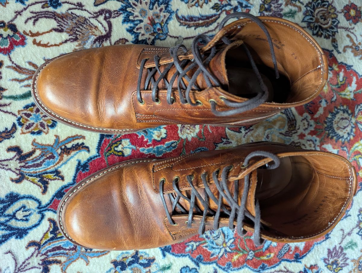 Photo by pilechko on November 3, 2025 of the Caswell Boot Company Lisbon in C.F. Stead Caramel Classic Oiled Shoulder.