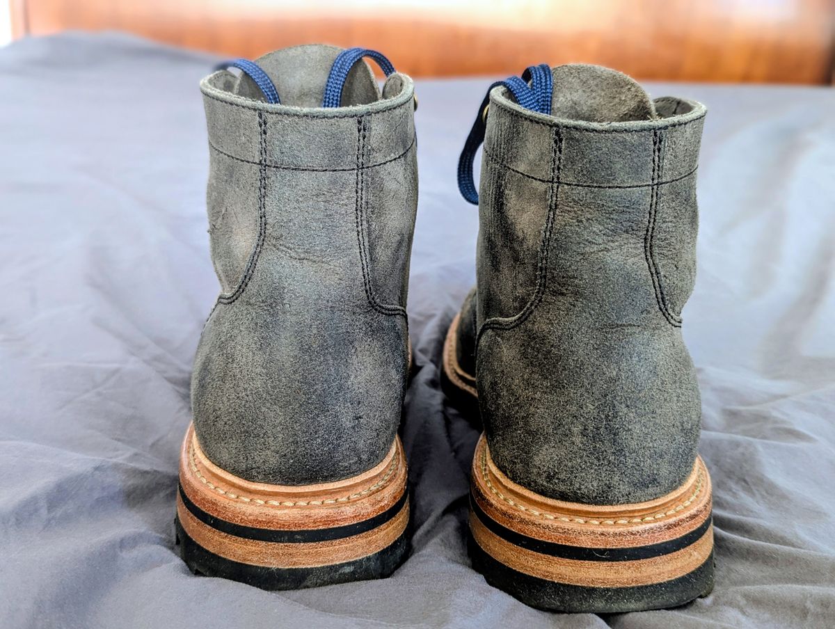 Photo by pilechko on December 1, 2025 of the Parkhurst The Richmond in C.F Stead Glacier Rambler.