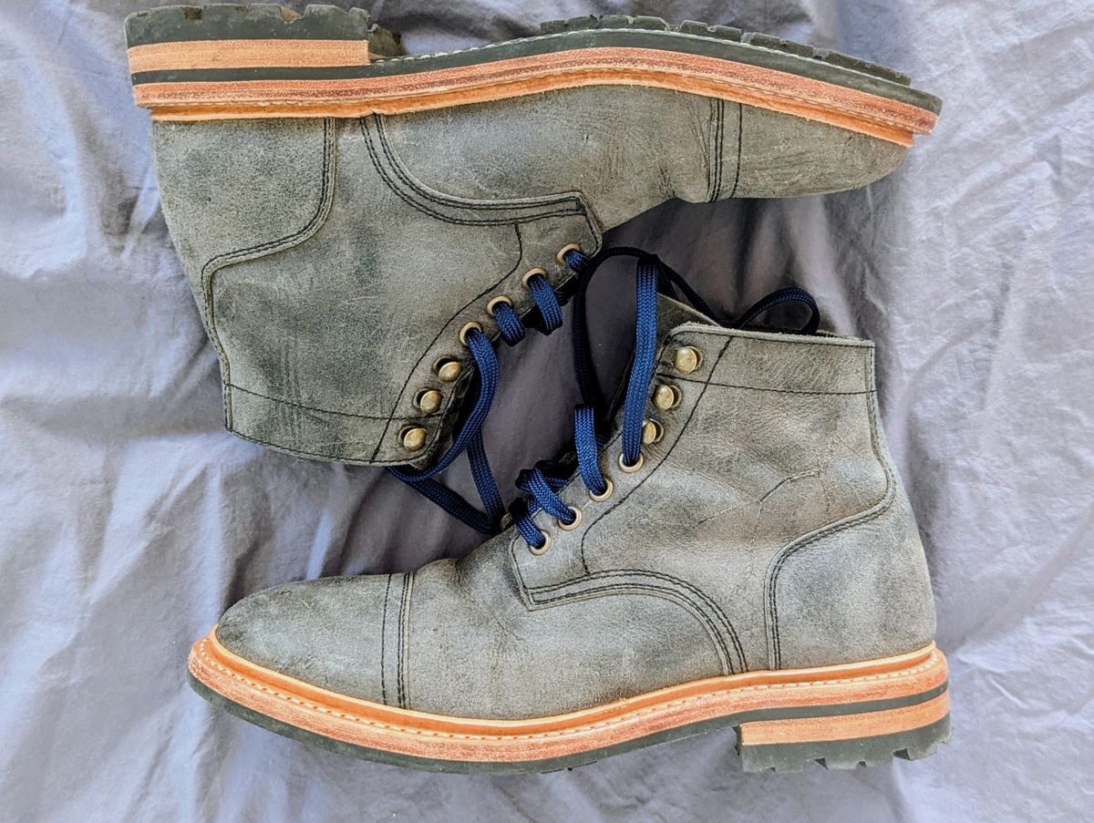 Photo by pilechko on December 1, 2025 of the Parkhurst The Richmond in C.F Stead Glacier Rambler.