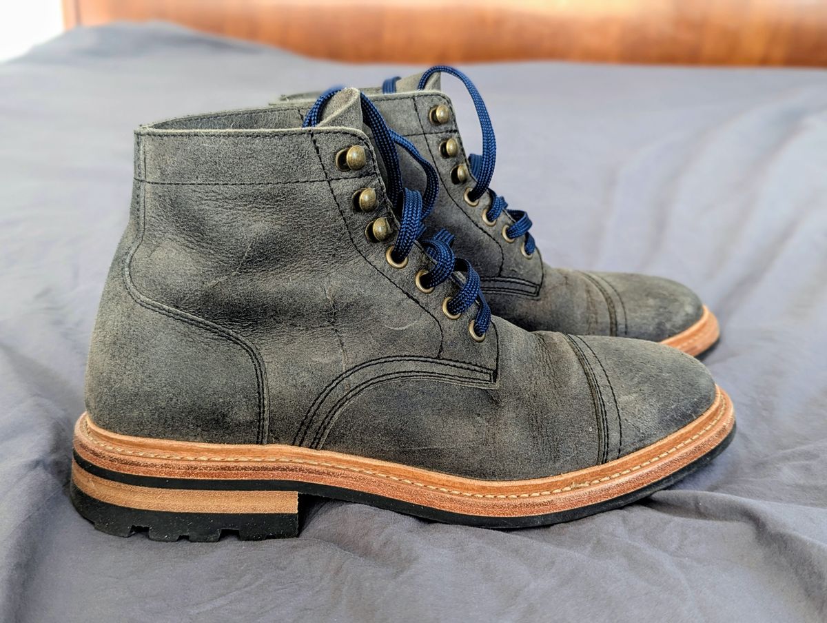 Photo by pilechko on December 1, 2025 of the Parkhurst The Richmond in C.F Stead Glacier Rambler.