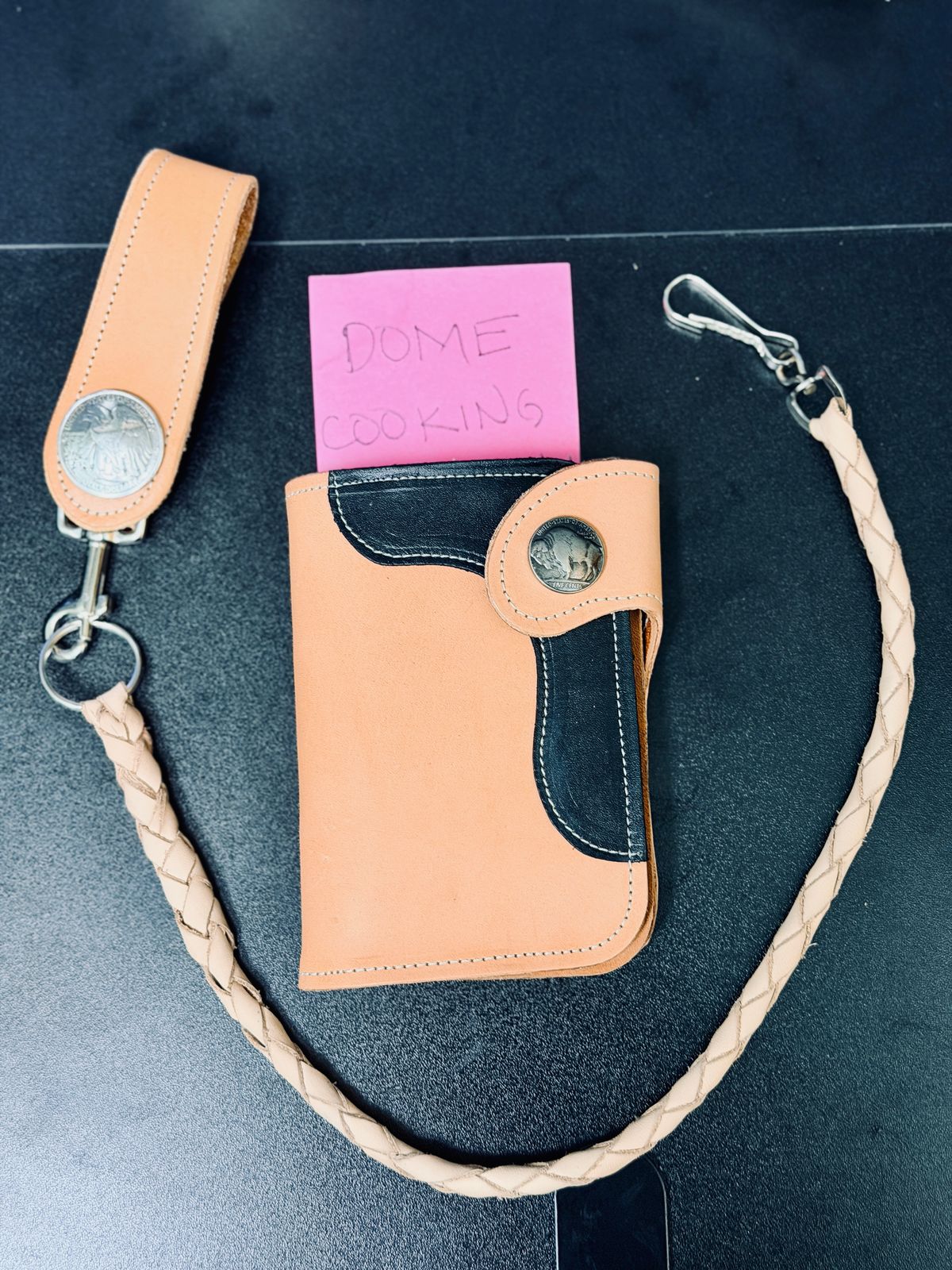 Photo by Ayam on November 3, 2025 of the Leather Goods Connection Ponderosa chain Wallet in Natural Unfinished Oak.