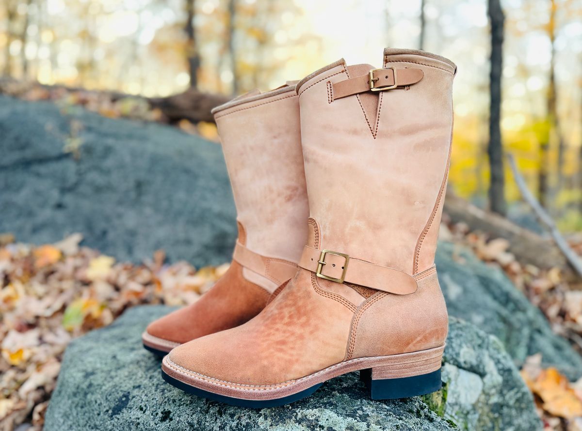 Photo by Ayam on November 2, 2025 of the Kiattoko Handmade El Tippo in Italian Crust Horsebutt.