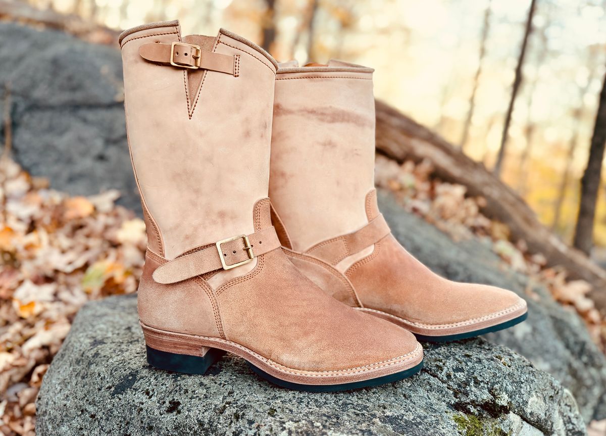 Photo by Ayam on November 2, 2025 of the Kiattoko Handmade El Tippo in Italian Crust Horsebutt.