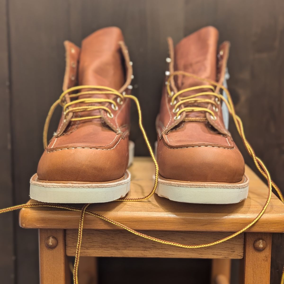 Photo by duffetboots on October 1, 2024 of the White's Perry 6" Select in Seidel Tobacco Stampede Roughout.
