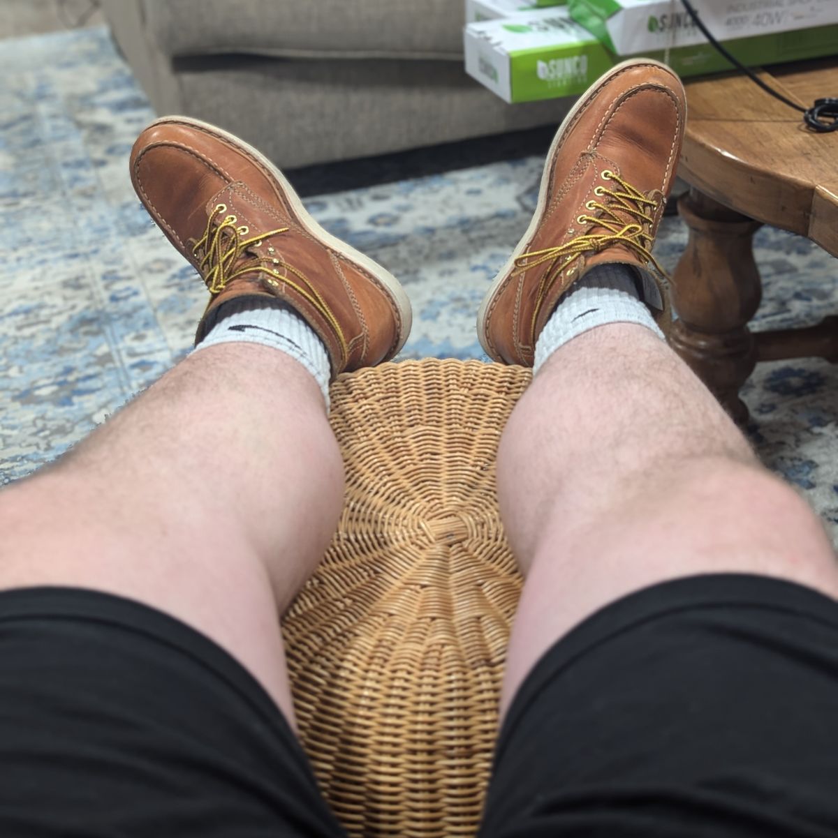 Photo by duffetboots on November 7, 2024 of the White's Perry 6" Select in Seidel Tobacco Stampede Roughout.