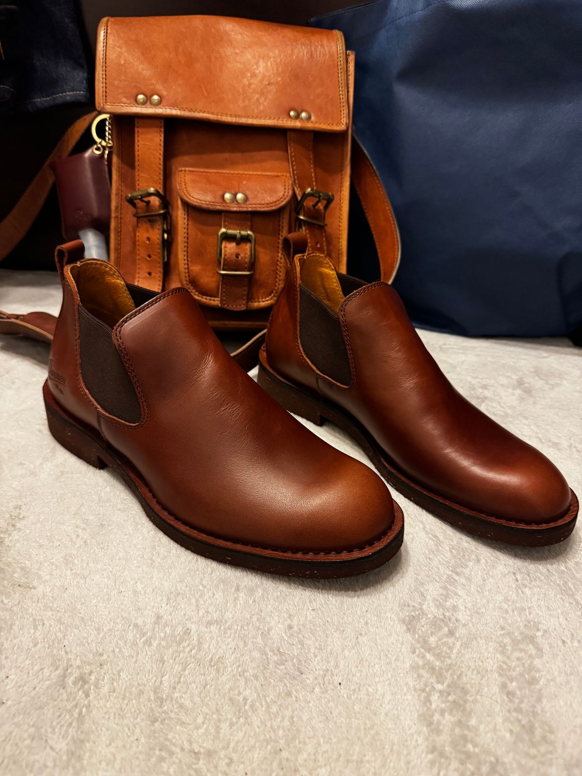 Photo by cason on May 4, 2025 of the Danner Kalama in Brown Oil Leather.