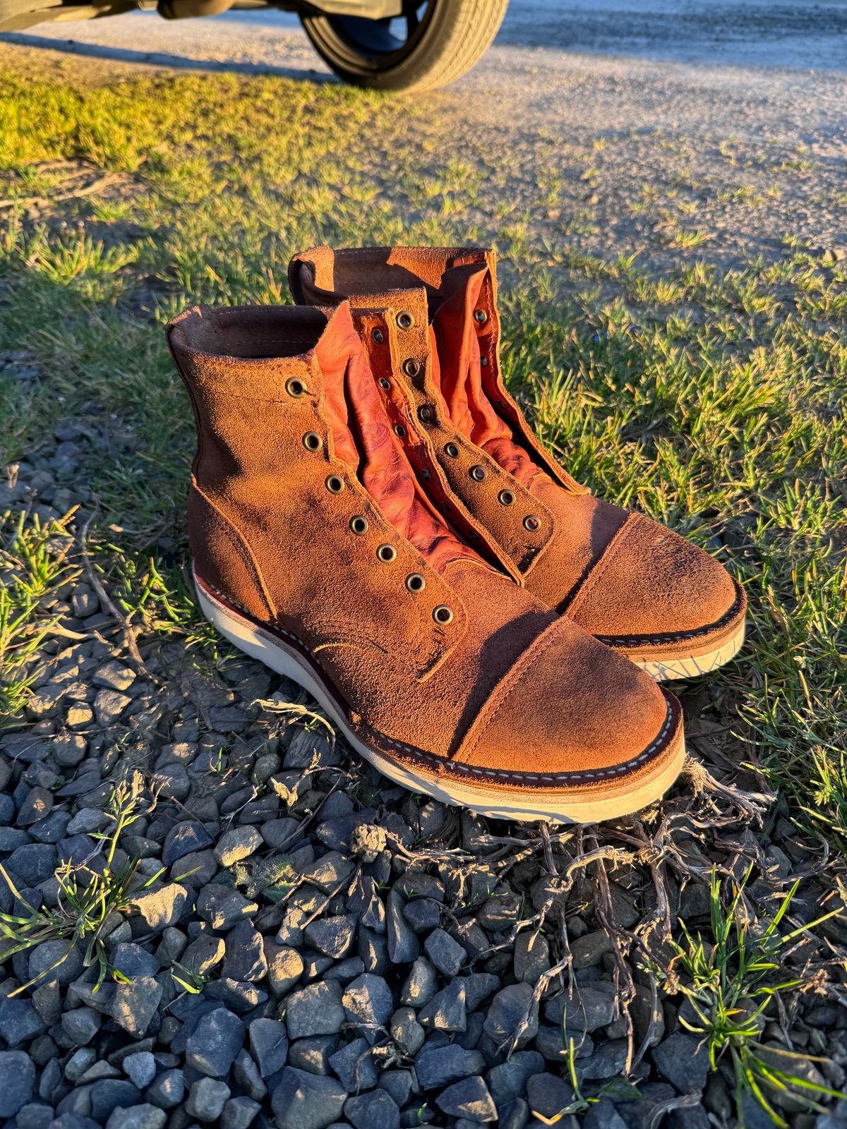 Photo by cason on March 16, 2024 of the Wesco Hendrik in Seidel British Tan Domain Roughout.