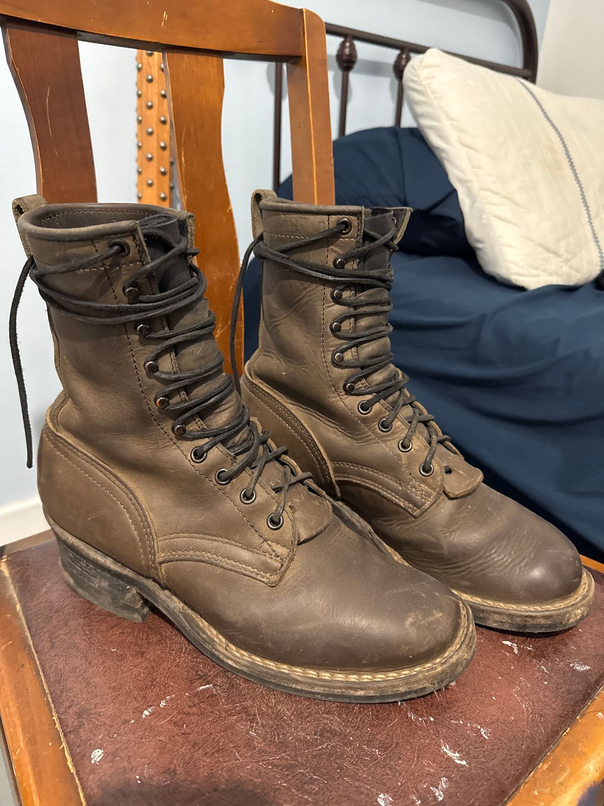 Photo by cason on January 12, 2025 of the Nicks Lace Up Heritage in Horween Steel Predator.