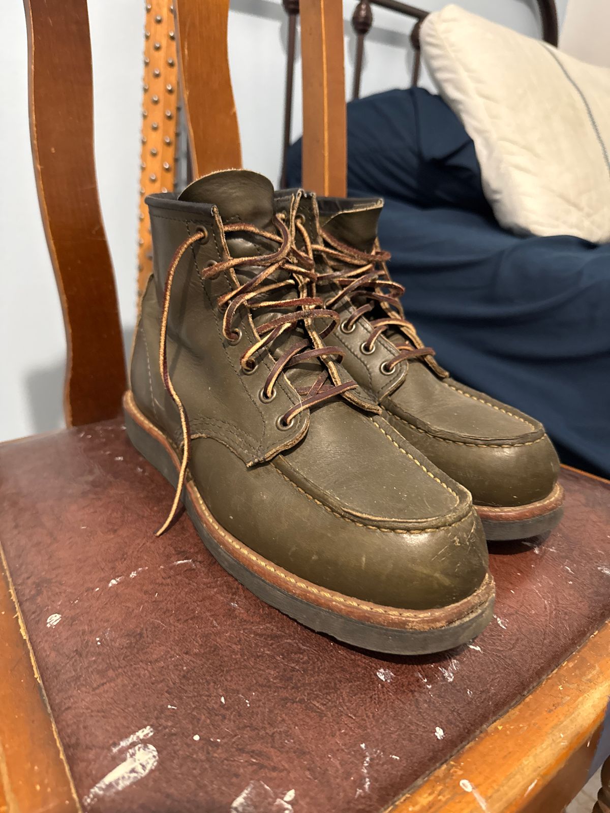 Photo by cason on January 12, 2025 of the Red Wing 6-Inch Classic Moc in S.B. Foot Alpine Portage.