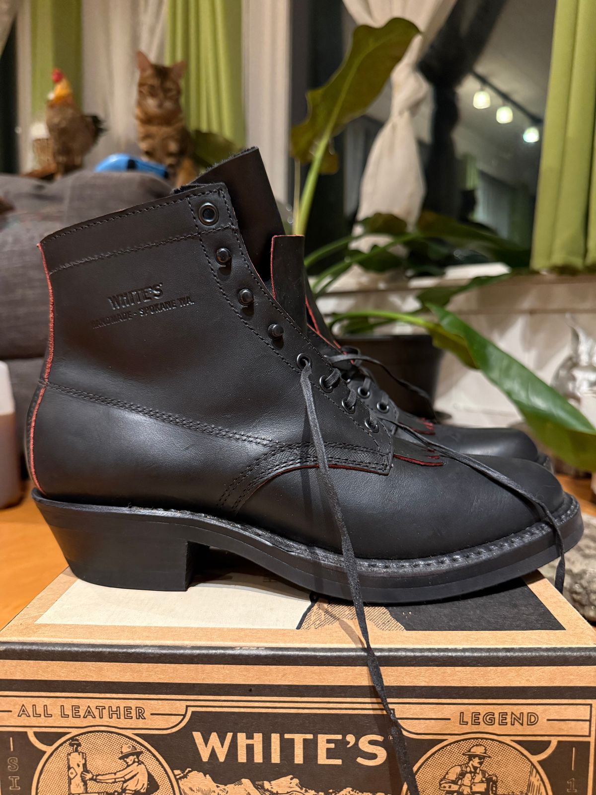 Photo by Oldskoolcowboy on November 1, 2025 of the White's Rose Anvil Sundance in Blood Core.