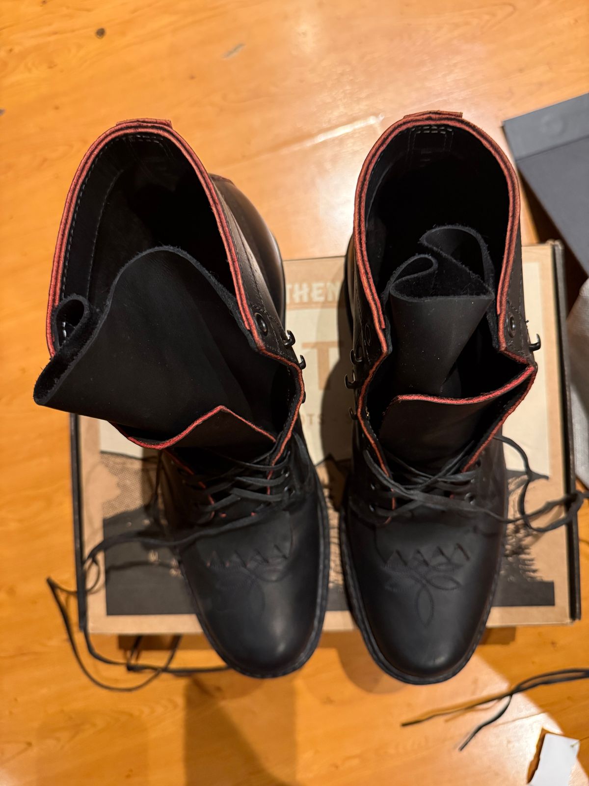 Photo by Oldskoolcowboy on November 1, 2025 of the White's Rose Anvil Sundance in Blood Core.