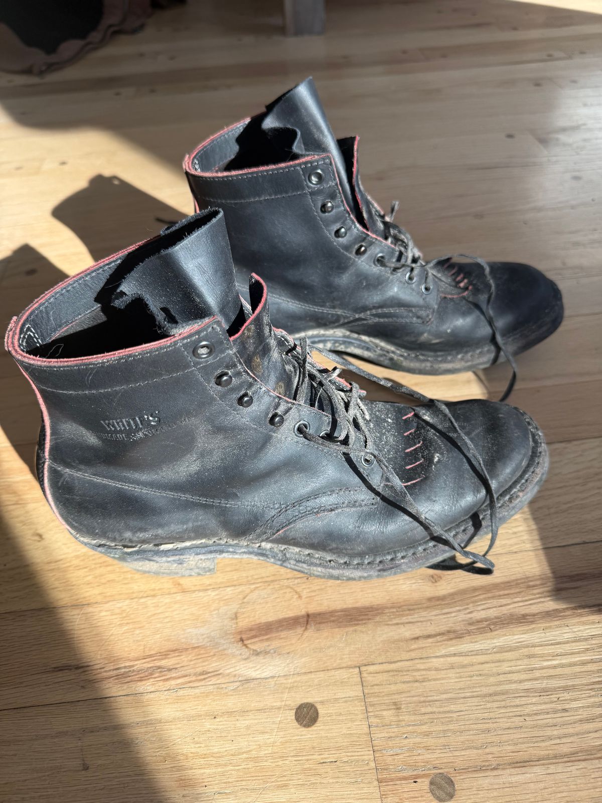 Photo by Oldskoolcowboy on December 5, 2025 of the White's Rose Anvil Sundance in Blood Core.