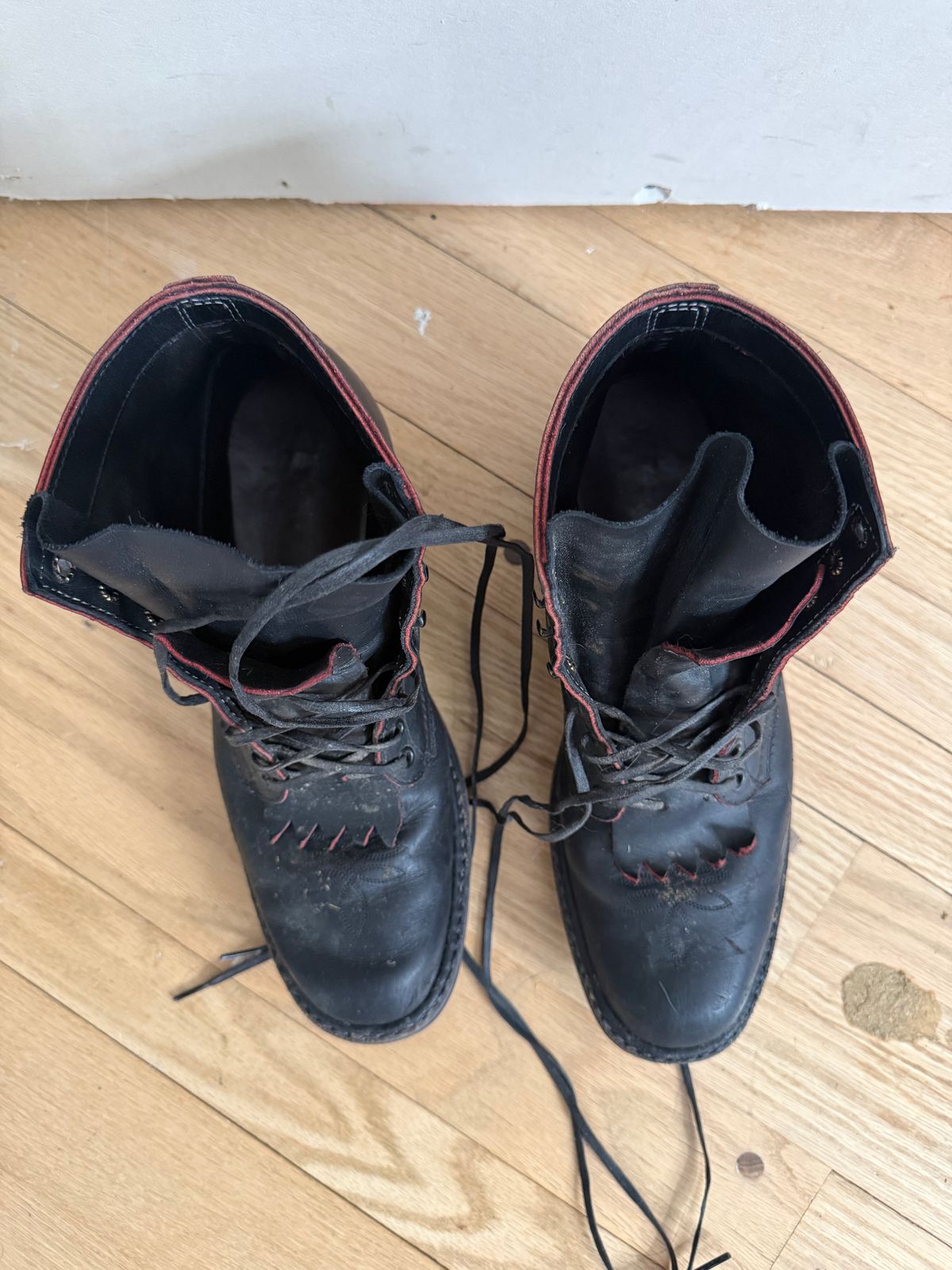 Photo by Oldskoolcowboy on January 5, 2026 of the White's Rose Anvil Sundance in Blood Core.