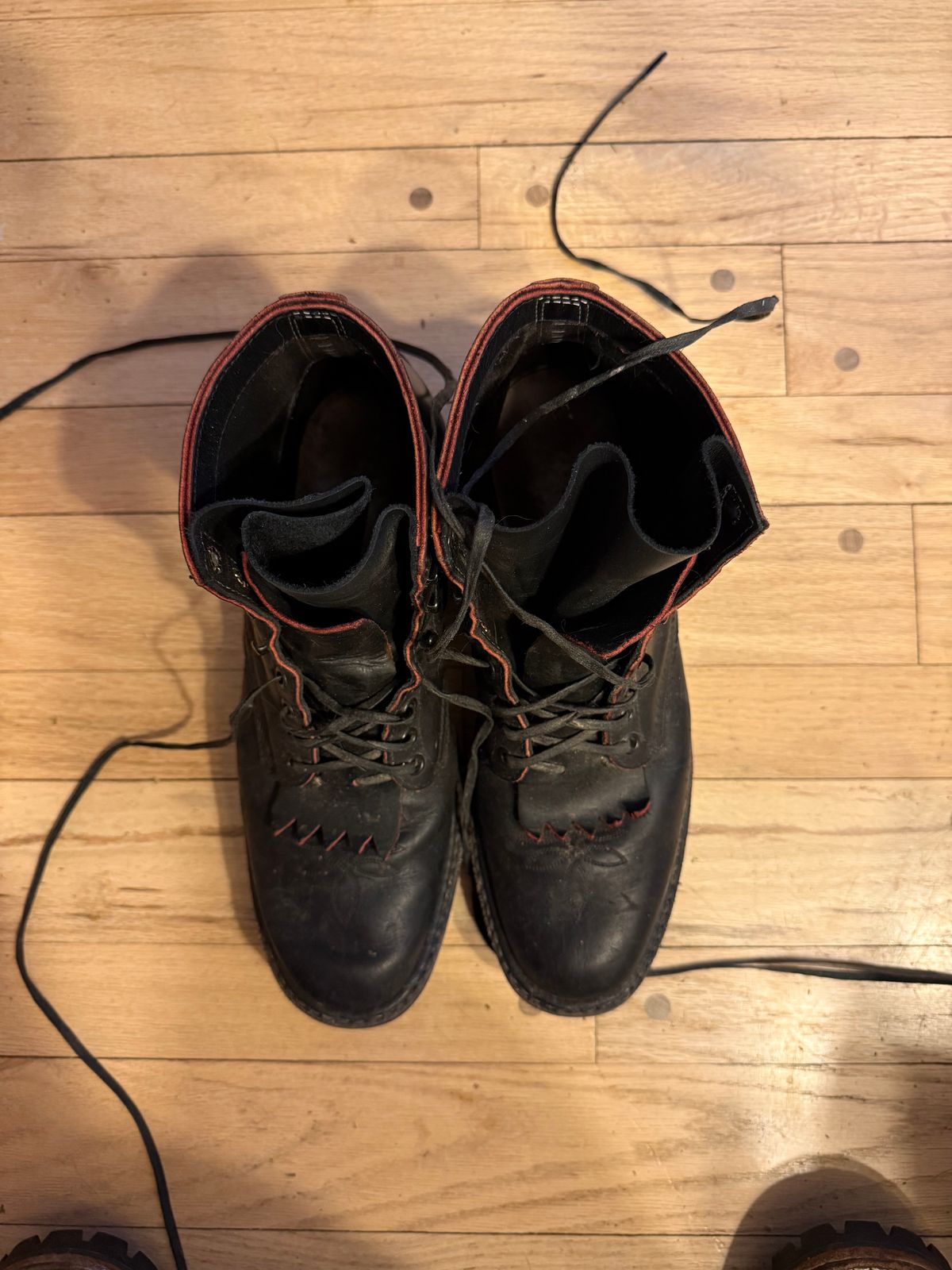 Photo by Oldskoolcowboy on February 5, 2026 of the White's Rose Anvil Sundance in Blood Core.