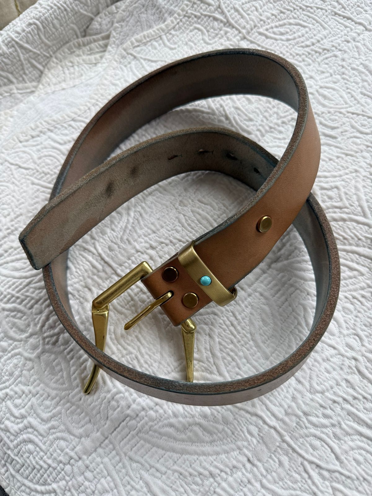 Photo by Oldskoolcowboy on March 5, 2026 of the Brass Blade Custom in J&FJ Bakers Oak Bark Bridle Butt 14oz.