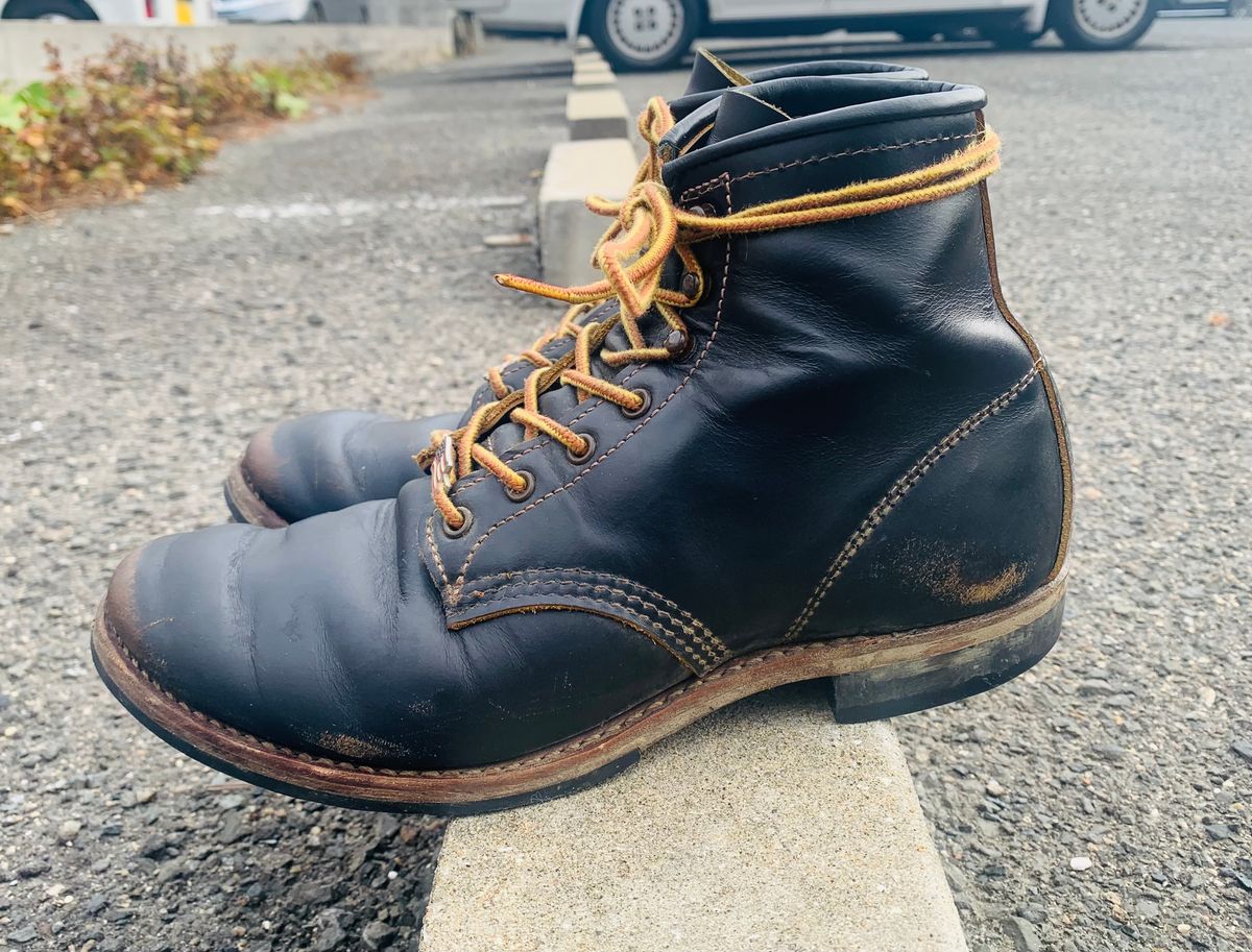 Photo by trizun on December 2, 2025 of the Red Wing Beckman Flatbox in S.B. Foot Black Klondike.