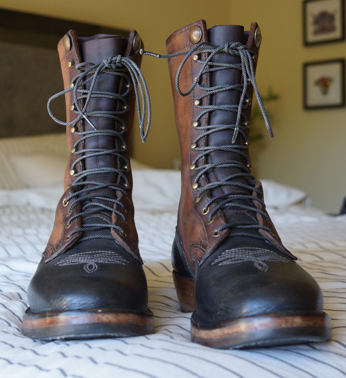 Photo by Nelot on May 16, 2026 of the Nicks Packer in Seidel MaxSupport Black & Seidel 1964 Brown.