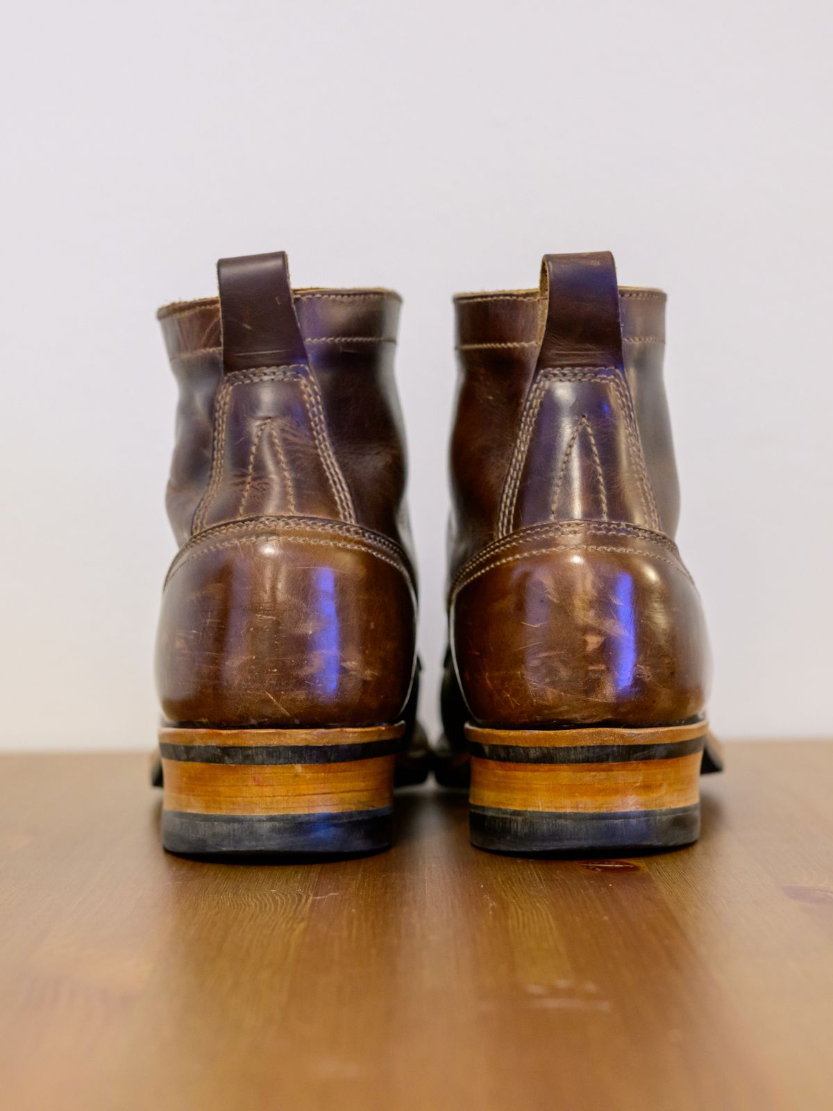 Photo by AR on February 2, 2025 of the Drew's Boots 6" Contractor Captoe in Rowdy Smooth.