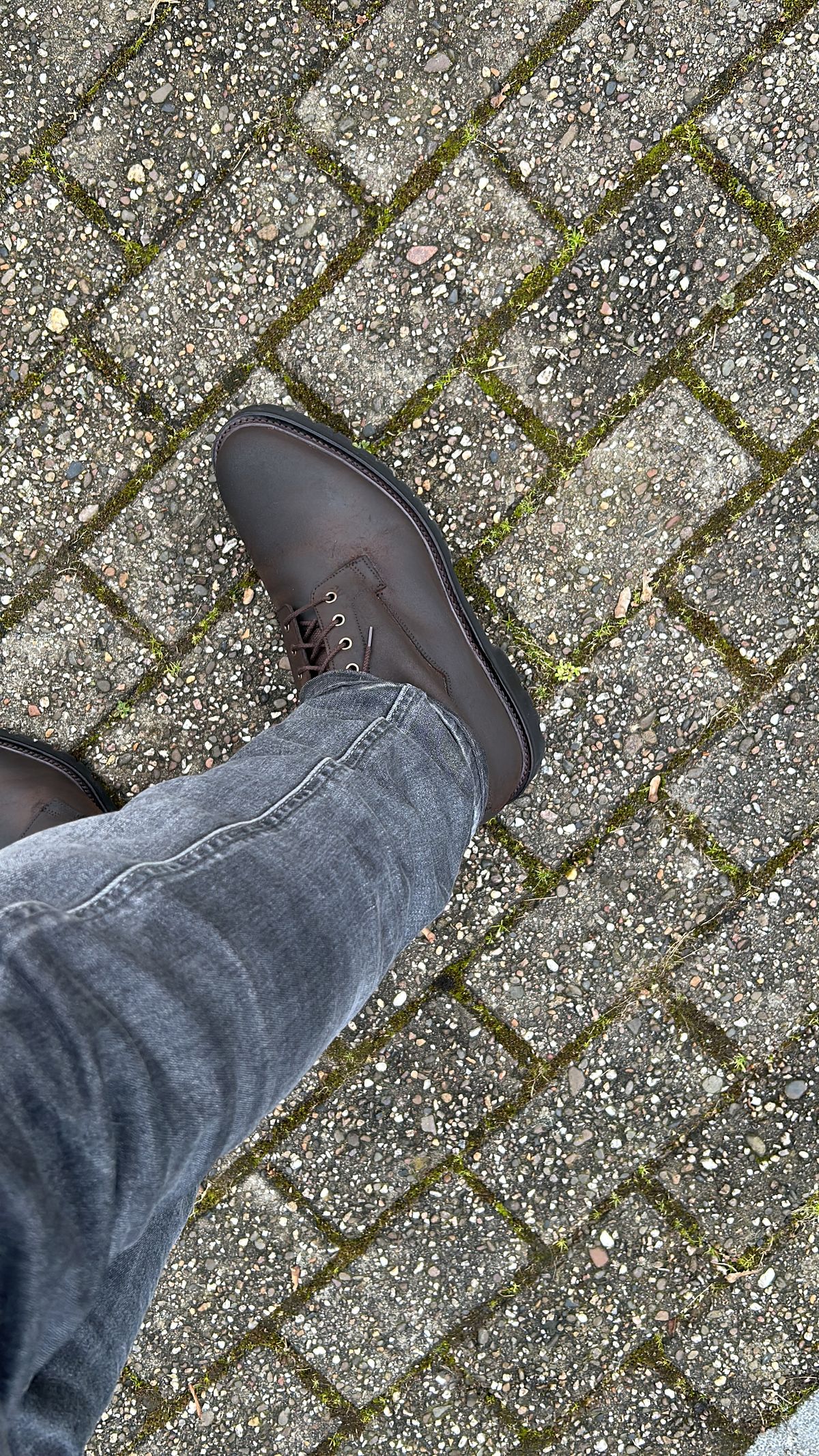 Photo by T_M_98 on February 16, 2023 of the Crockett & Jones Grizedale in Dark Brown Roughout Suede.