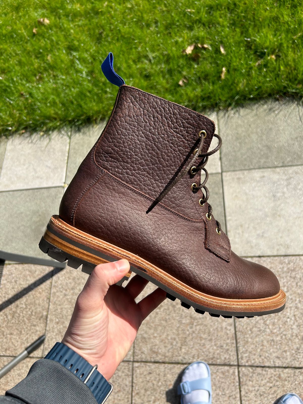 Photo by T_M_98 on March 1, 2024 of the Tricker's Burford Country Boot in Brown Albbueffel® Olivenleder®.
