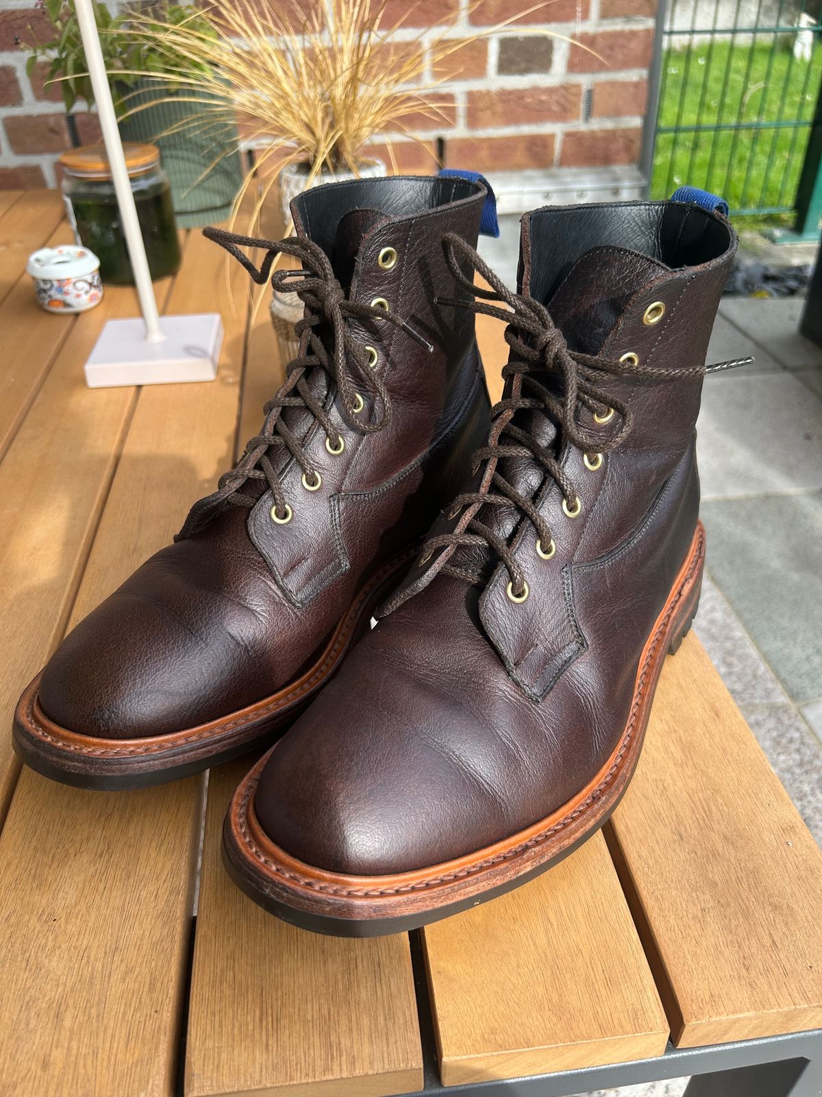 Photo by T_M_98 on October 7, 2024 of the Tricker's Burford Country Boot in Brown Albbueffel® Olivenleder®.
