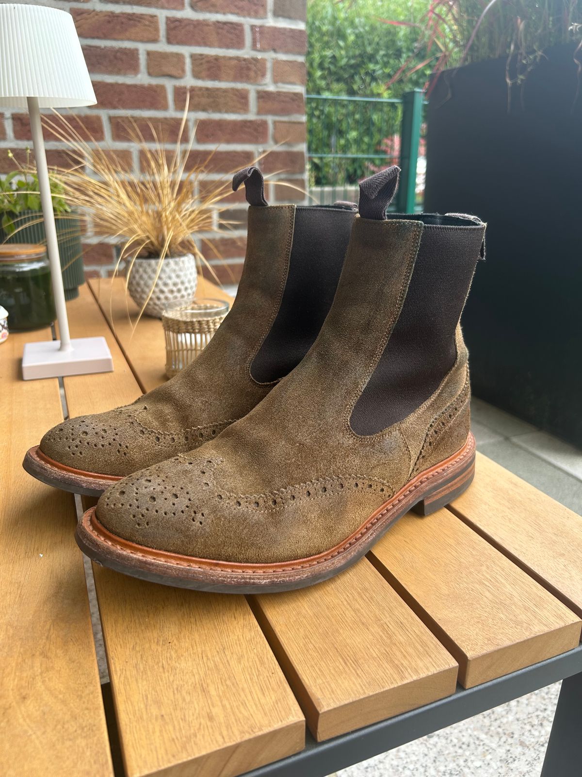 Photo by T_M_98 on October 7, 2024 of the Tricker's Henry Country Dealer Boot in PEANUT REVERSE SUEDE.