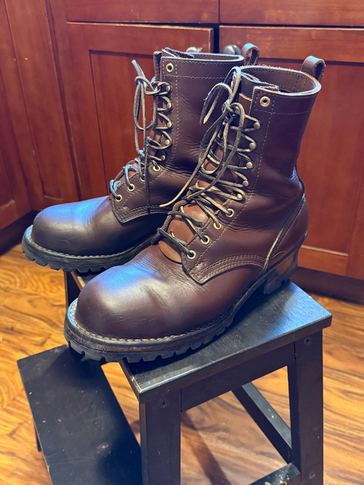 Photo by bigdaddyfoot on February 23, 2026 of the Nicks BuilderPro in Seidel 1964 Brown.