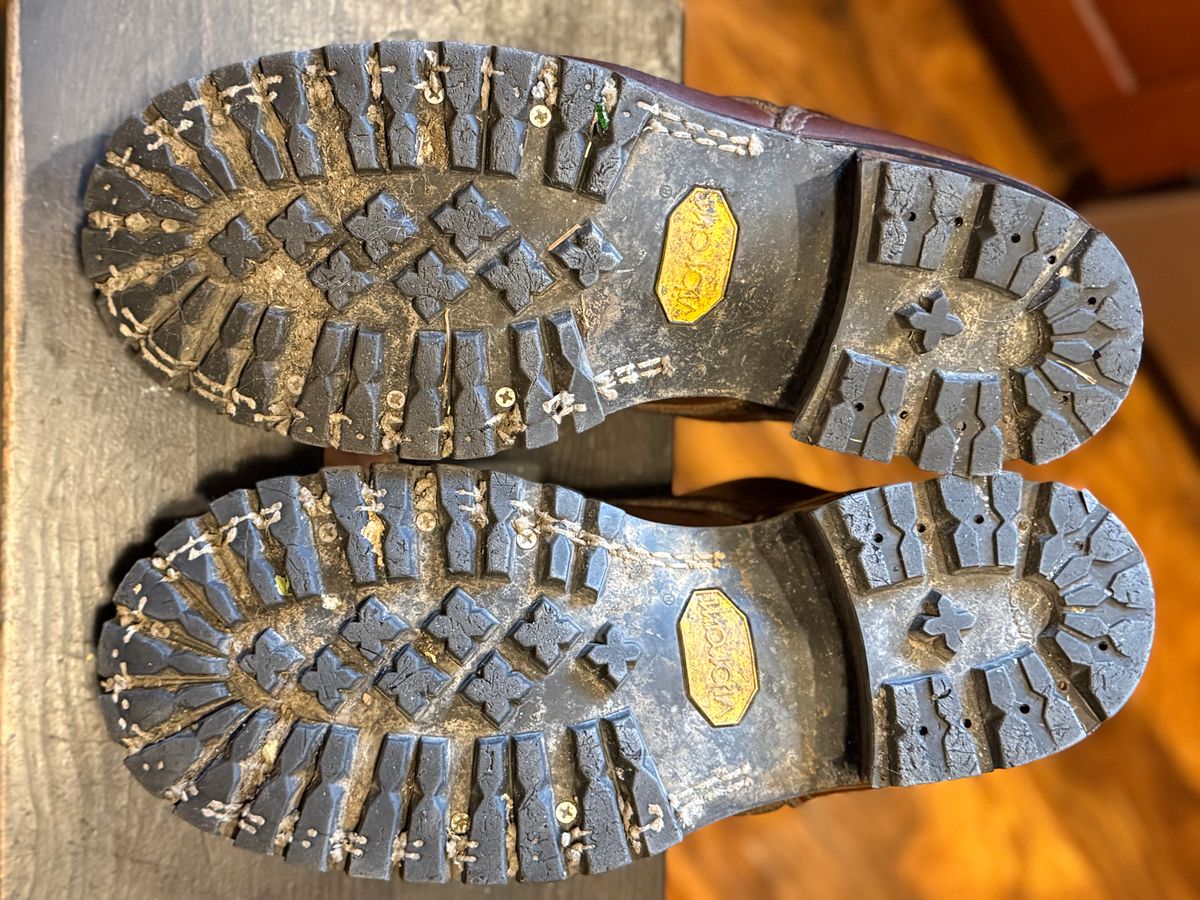 Photo by bigdaddyfoot on February 23, 2026 of the Nicks BuilderPro in Seidel 1964 Brown.