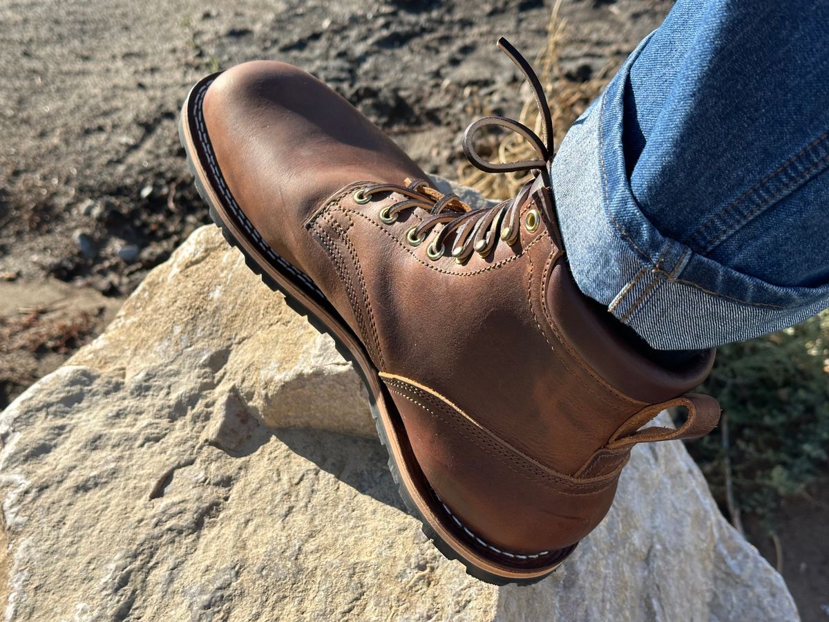Photo by barefoot_boots on October 1, 2025 of the Nicks Ridgeline Hiking Boot in Horween Orange Predator.