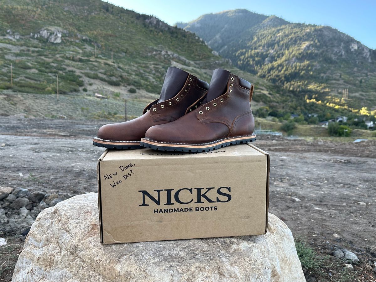Photo by barefoot_boots on October 1, 2025 of the Nicks Ridgeline Hiking Boot in Horween Orange Predator.