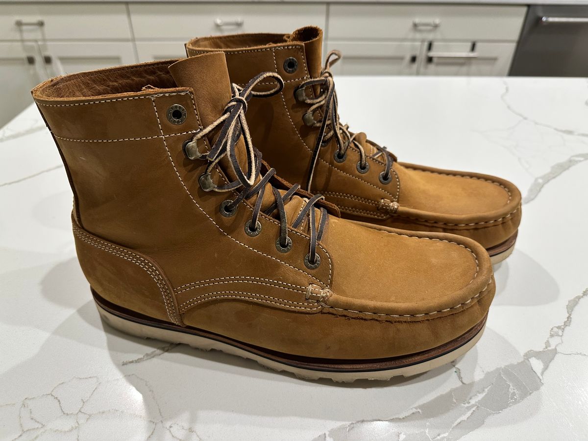 Photo by barefoot_boots on November 3, 2025 of the Jim Green Workhorse in Fudge Crazy Horse.