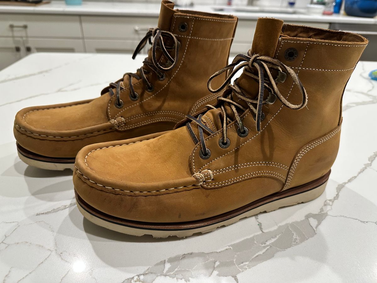 Photo by barefoot_boots on November 3, 2025 of the Jim Green Workhorse in Fudge Crazy Horse.