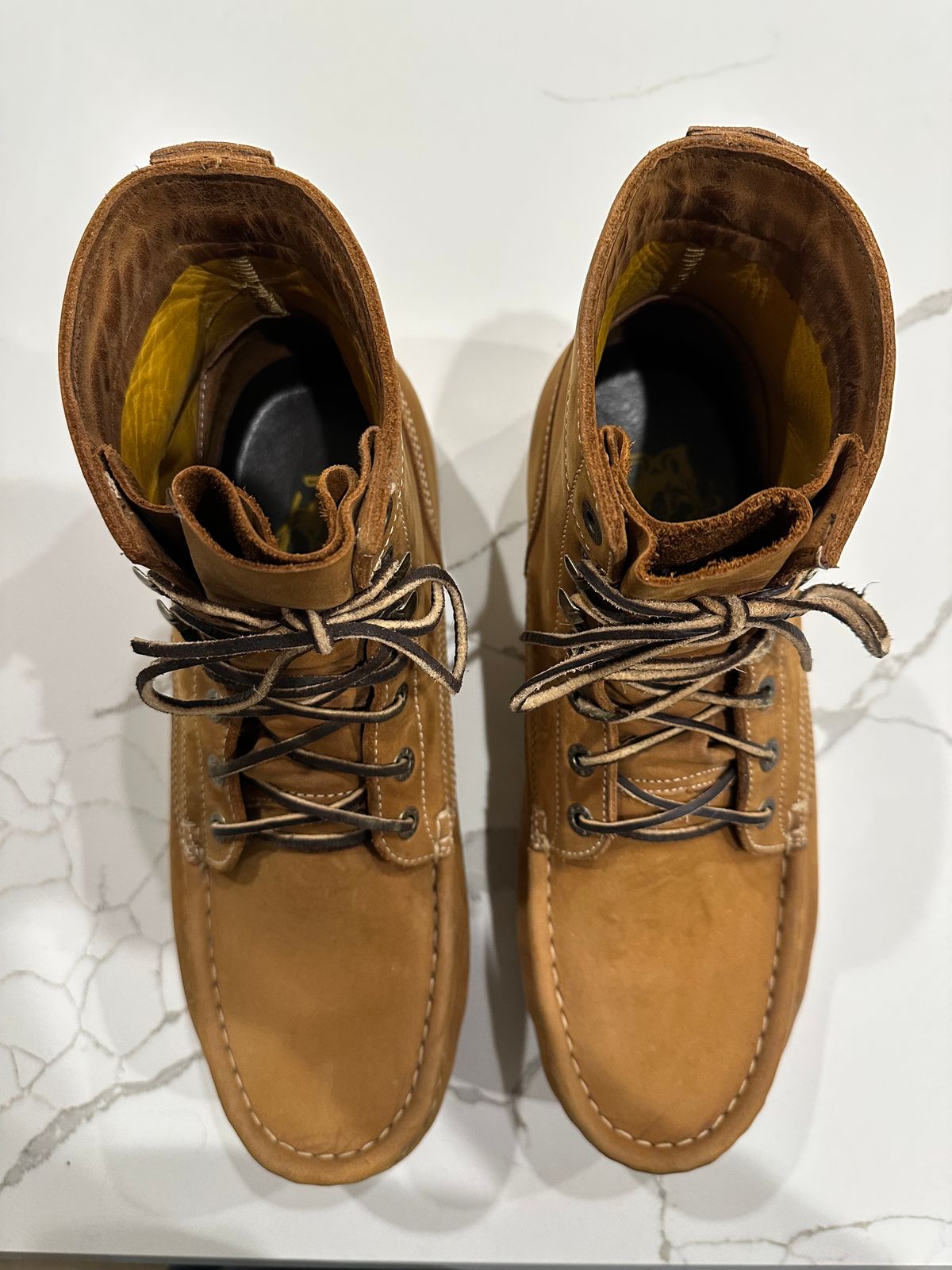 Photo by barefoot_boots on November 3, 2025 of the Jim Green Workhorse in Fudge Crazy Horse.