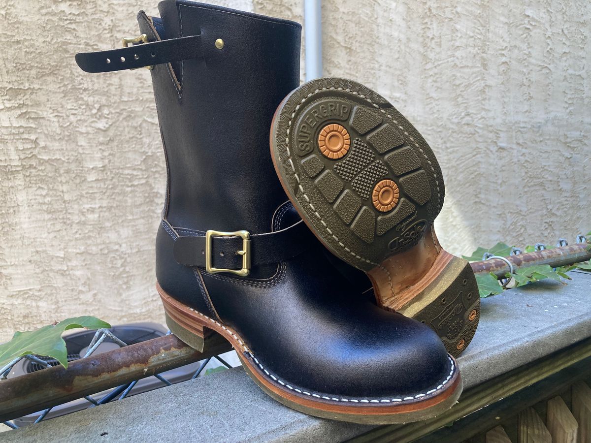 Photo by gumbyfitz on October 24, 2024 of the White's Nomad Engineer Boots in Horween Black Waxed Flesh.