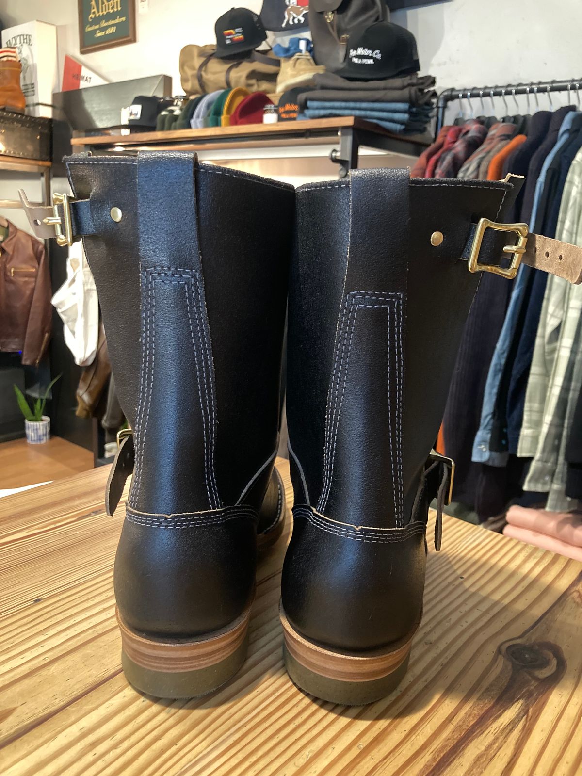 Photo by gumbyfitz on November 1, 2024 of the White's Nomad Engineer Boots in Horween Black Waxed Flesh.
