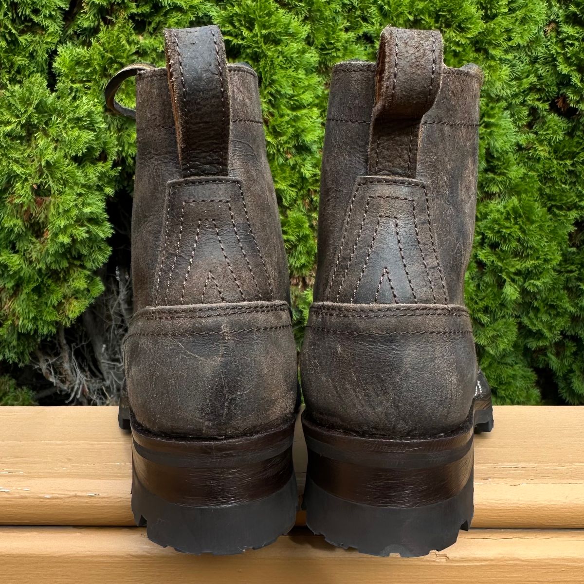 Photo by XanderMilo on October 21, 2024 of the Thursday Boot Company Challenger in C.F. Stead Stone Rambler.