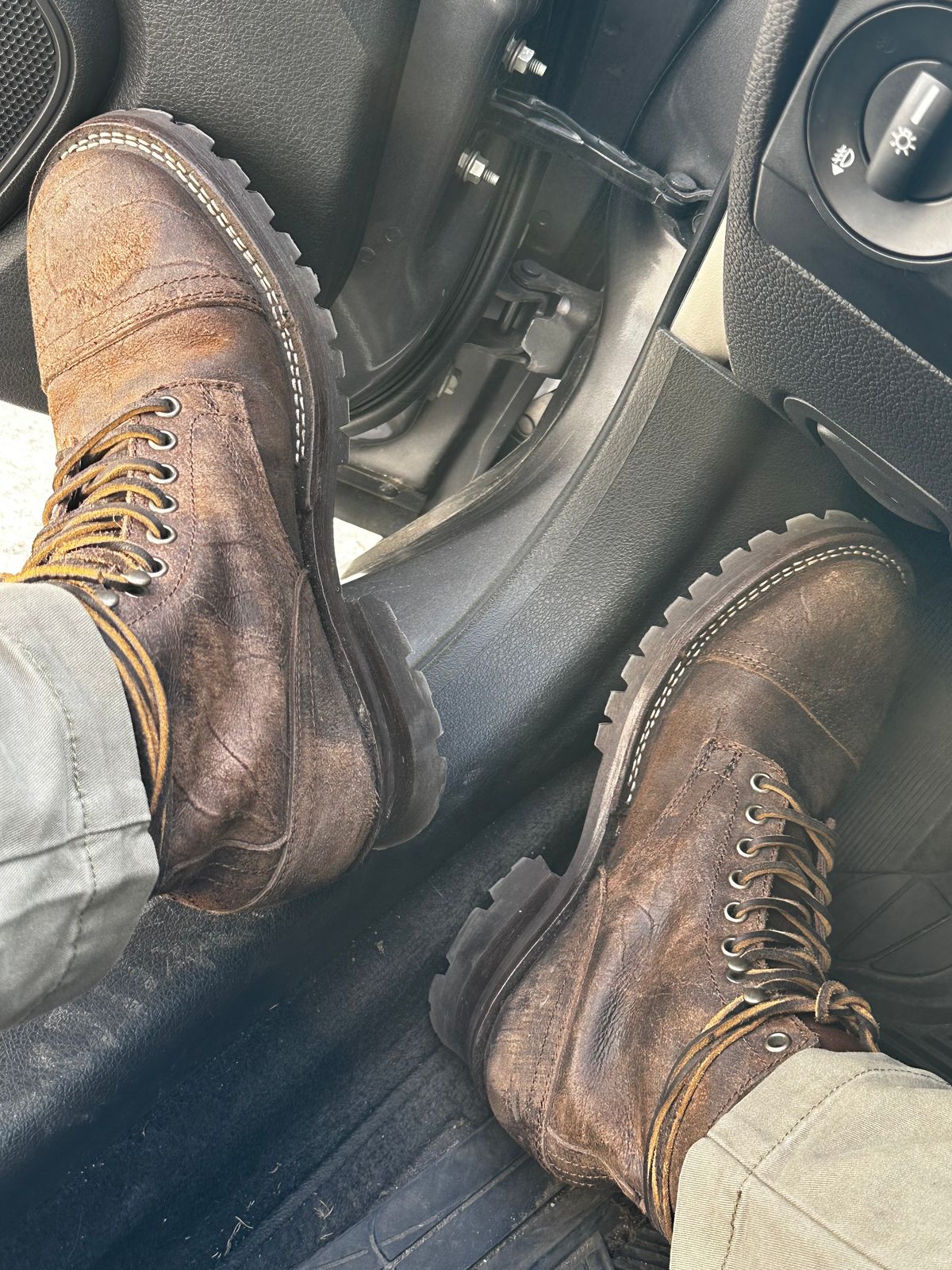 Photo by XanderMilo on July 3, 2025 of the Thursday Boot Company Challenger in C.F. Stead Stone Rambler.