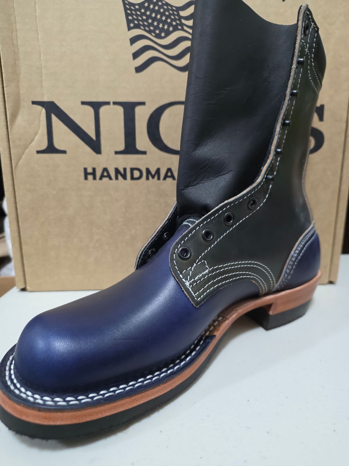 Photo by Dethios on January 3, 2026 of the Nicks Lace Up Heritage in Wickett & Craig Slate Double Stuffed & Wickett & Craig Cobalt Double Stuffed.