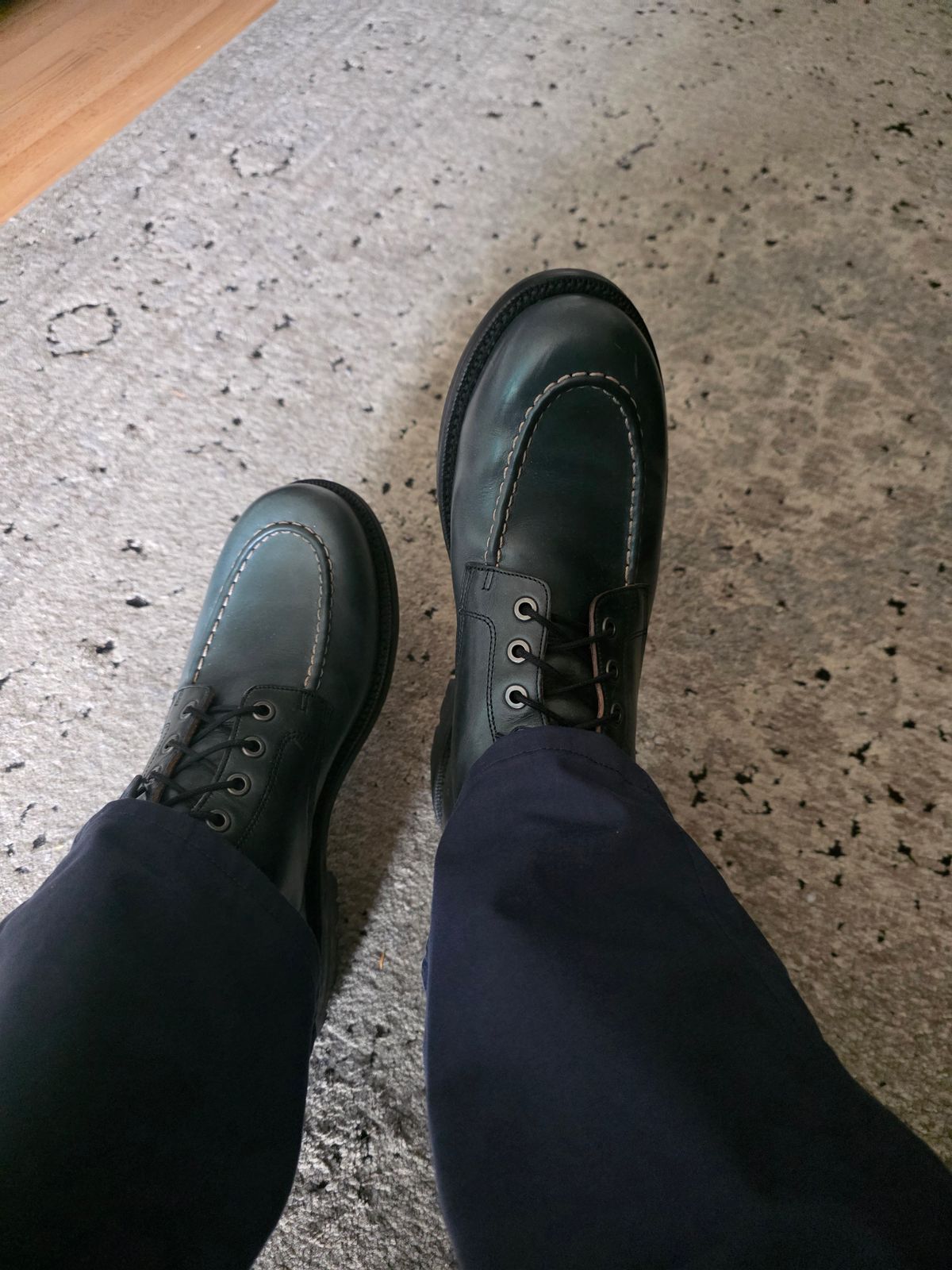 Photo by Dash on October 1, 2025 of the Grant Stone Brass Boot Navy Chromexcel in Chromexcel from Horween.