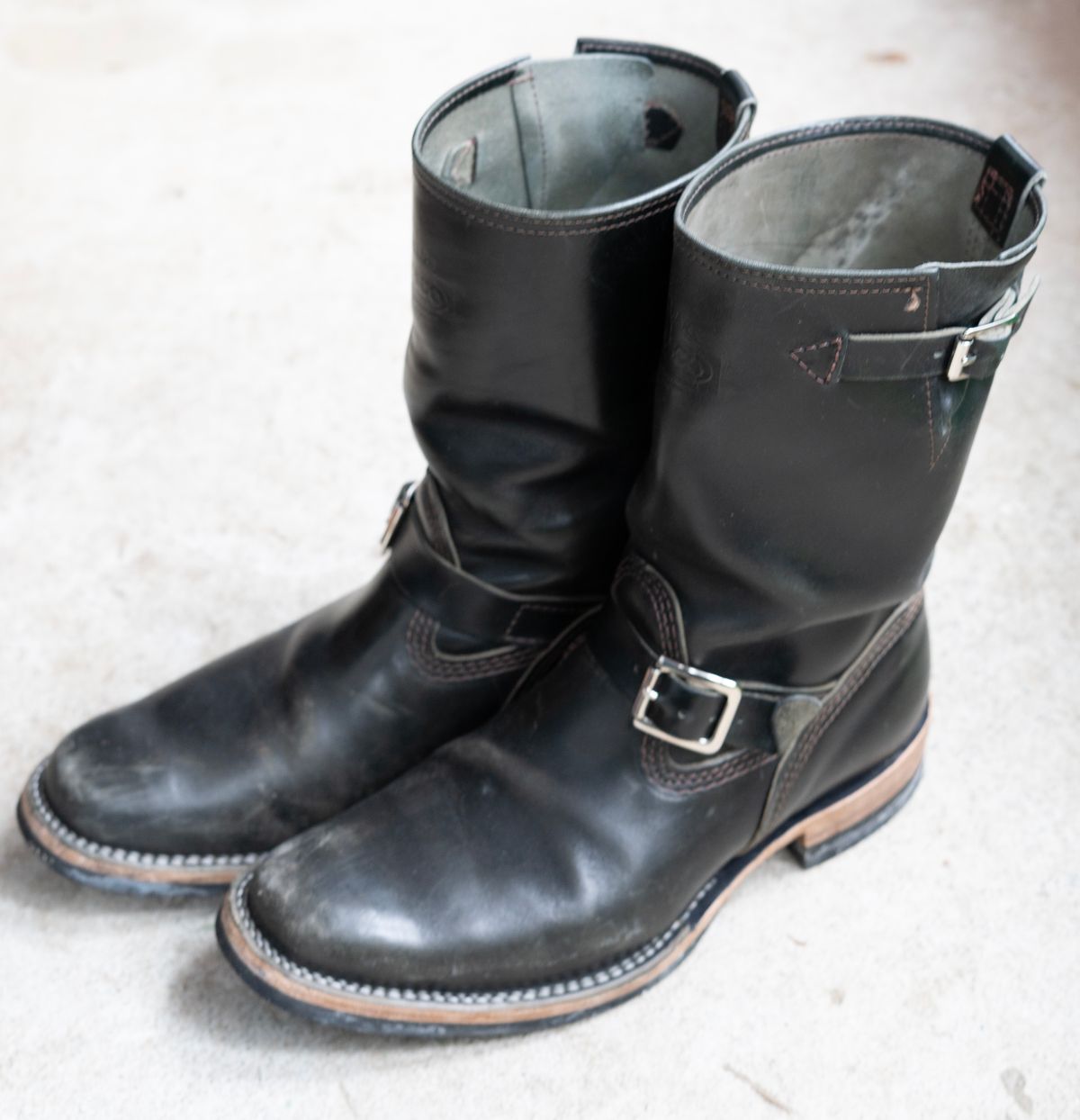 Photo by The_Heel_Deal on January 5, 2026 of the Wesco Mister Lou in Maryam Petrolio Waxed Black Horsehide.
