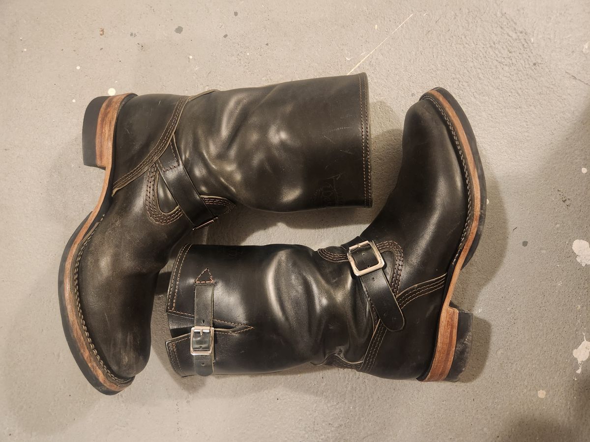 Photo by The_Heel_Deal on February 5, 2026 of the Wesco Mister Lou in Maryam Petrolio Waxed Black Horsehide.