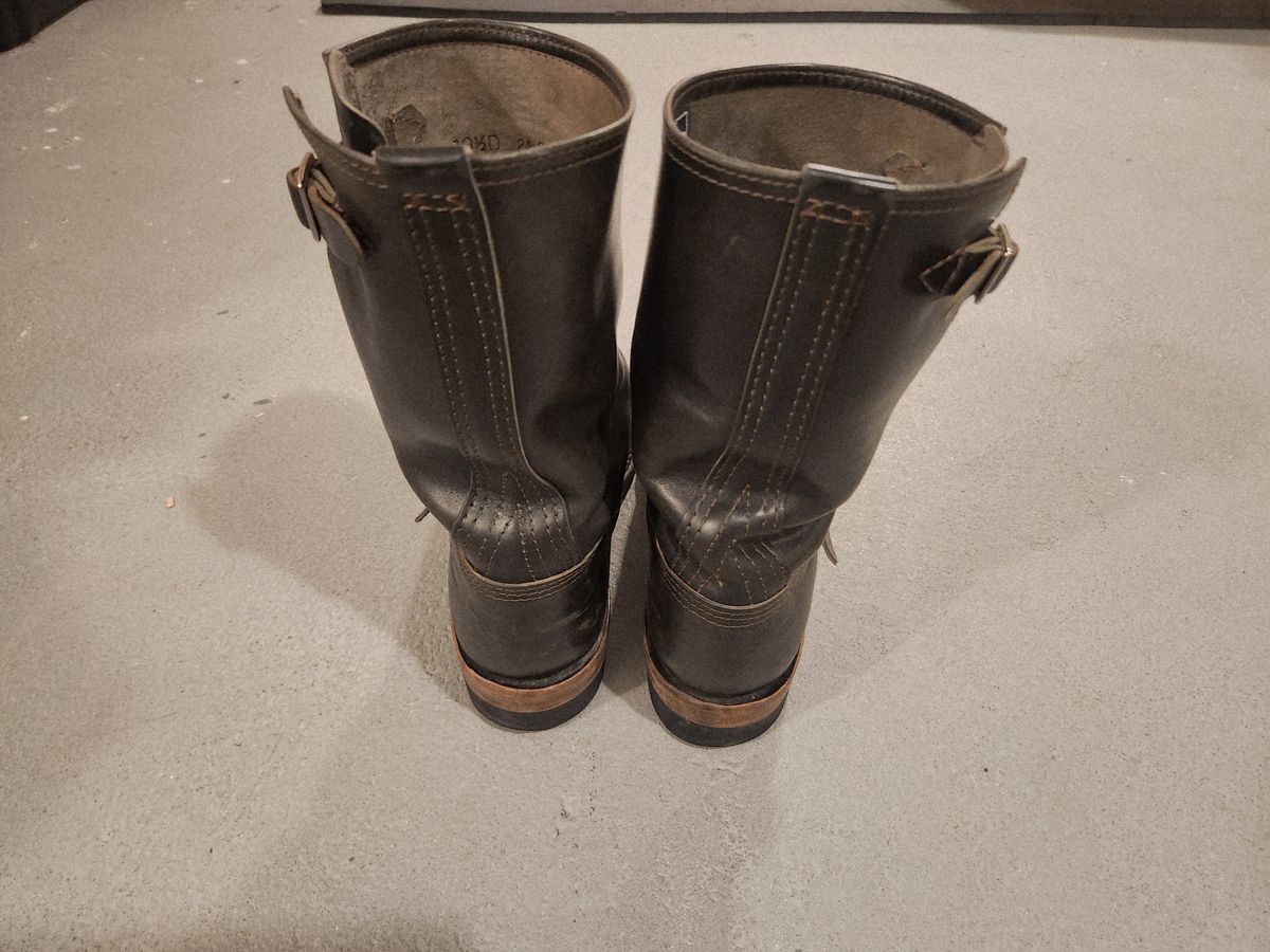 Photo by The_Heel_Deal on April 6, 2026 of the Wesco Mister Lou in Maryam Petrolio Waxed Black Horsehide.