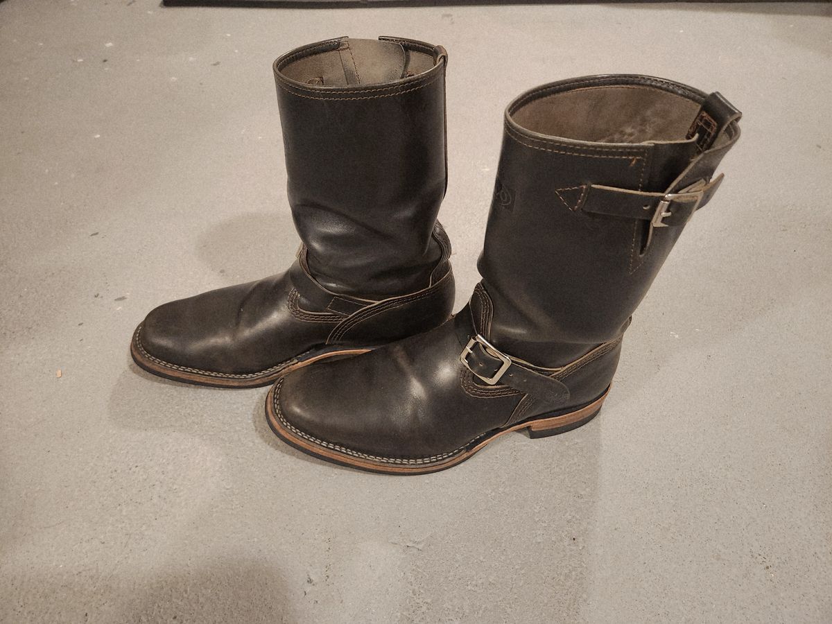 Photo by The_Heel_Deal on April 6, 2026 of the Wesco Mister Lou in Maryam Petrolio Waxed Black Horsehide.