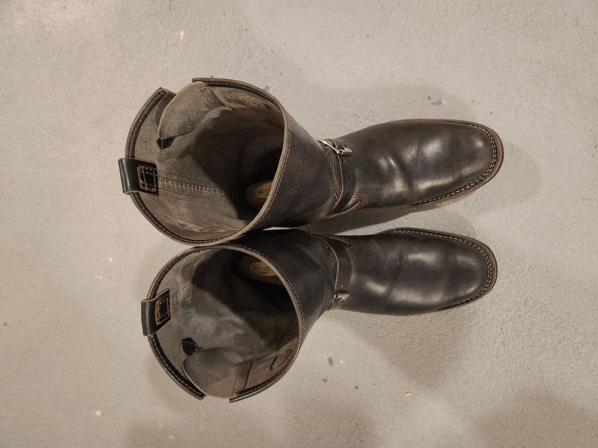 Photo by The_Heel_Deal on April 6, 2026 of the Wesco Mister Lou in Maryam Petrolio Waxed Black Horsehide.