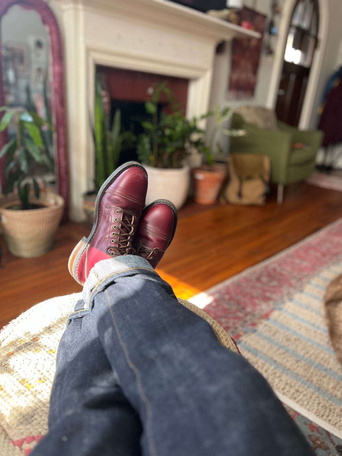 Photo by RgrDJ73 on March 1, 2026 of the Thursday Vanguard in Horween Color 8 Chromexcel.