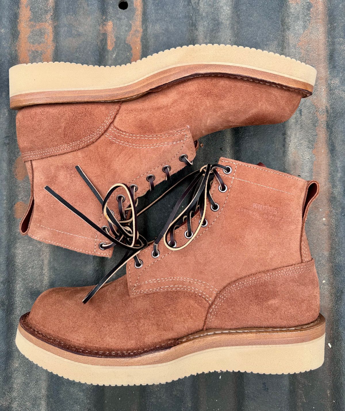 Photo by thecondemnedsole on October 1, 2024 of the White's C350-CS in Seidel Red Dog Oil Tan Roughout.