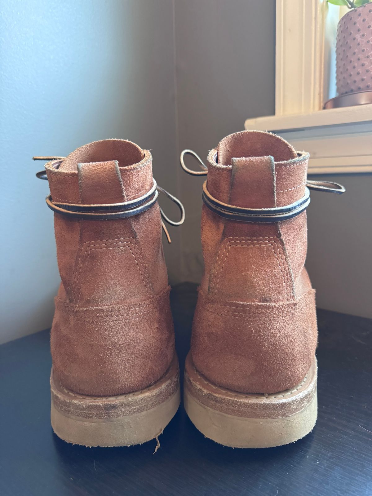 Photo by thecondemnedsole on November 3, 2024 of the White's C350-CS in Seidel Red Dog Oil Tan Roughout.
