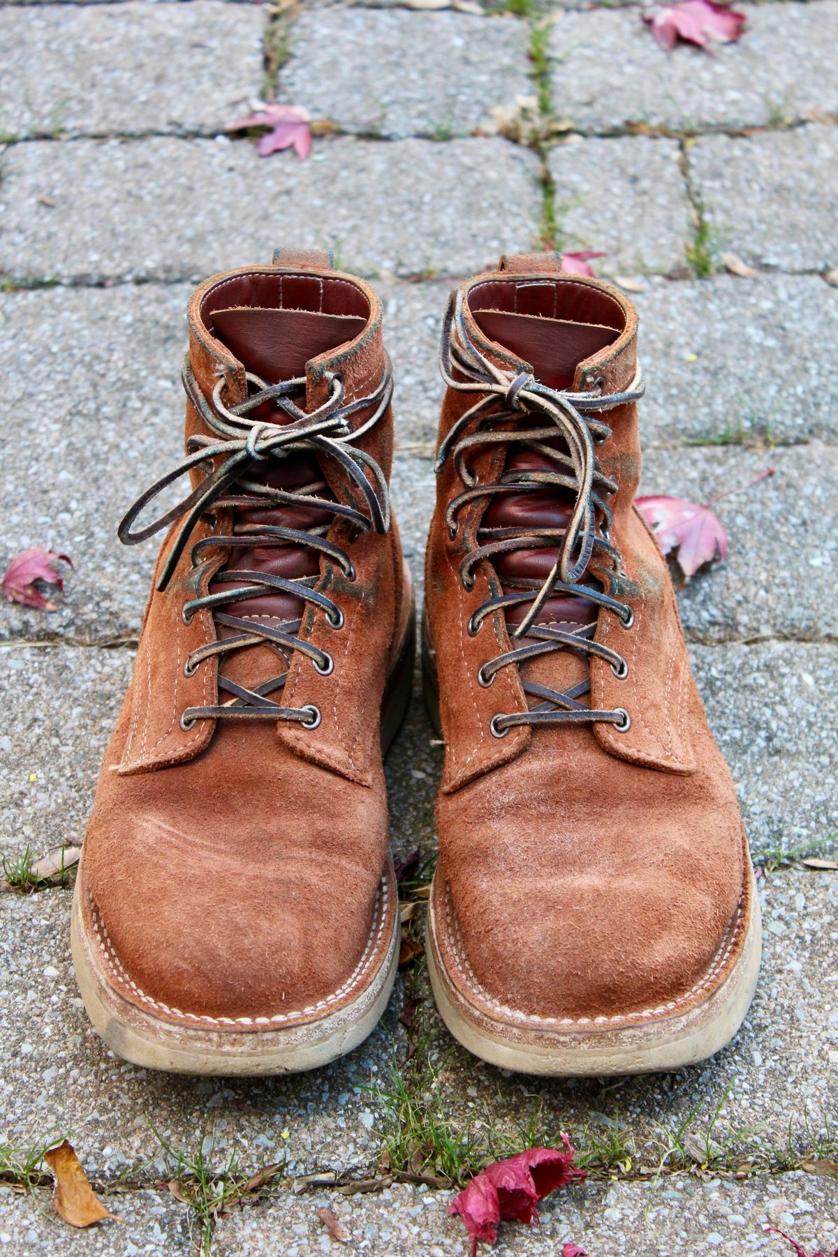 Photo by thecondemnedsole on December 4, 2024 of the White's C350-CS in Seidel Red Dog Oil Tan Roughout.